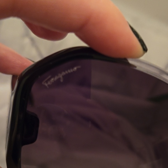 Ferragamo Oversized Gray Gradient Sunglasses brand new in box main image 10